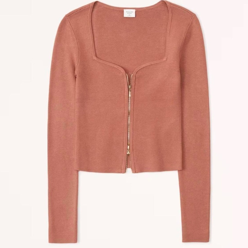 Abercrombie & Fitch Zip-Up Notch-Neck Slim Top - small